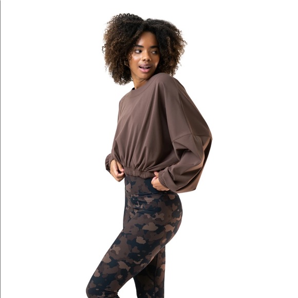 ❌SOLD❌ BALANCE ATHLETICA OUTLANDER CREW - Picture 2 of 6